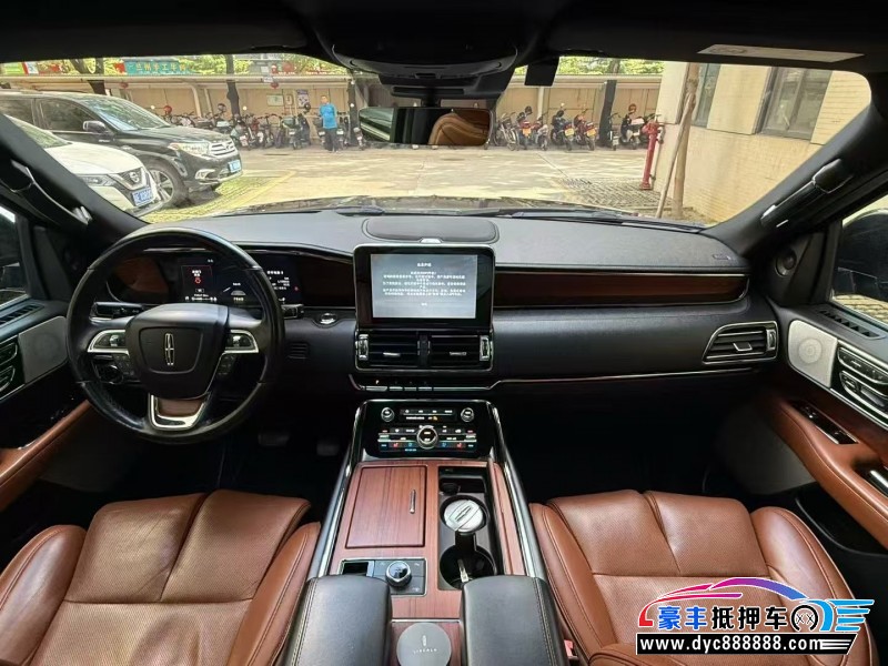 19年林肯领航员轿车抵押车出售