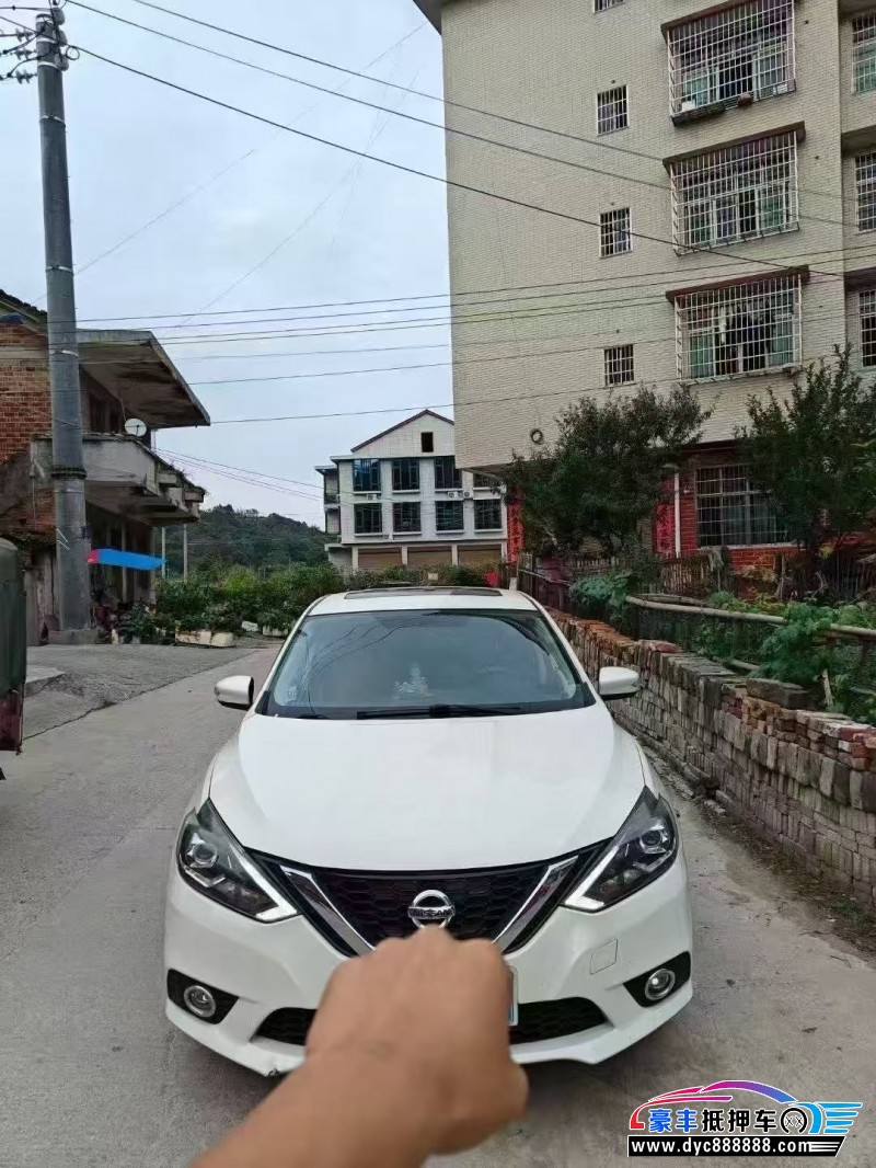 19年日产轩逸轿车抵押车出售