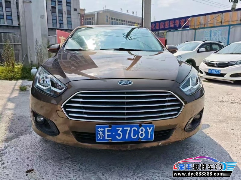 17年福特福睿斯轿车抵押车出售