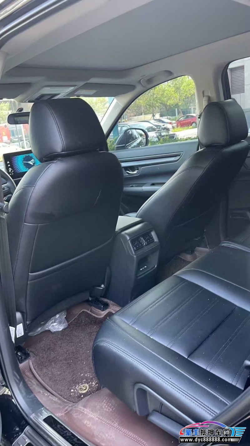 25年本田CR-V轿车抵押车出售