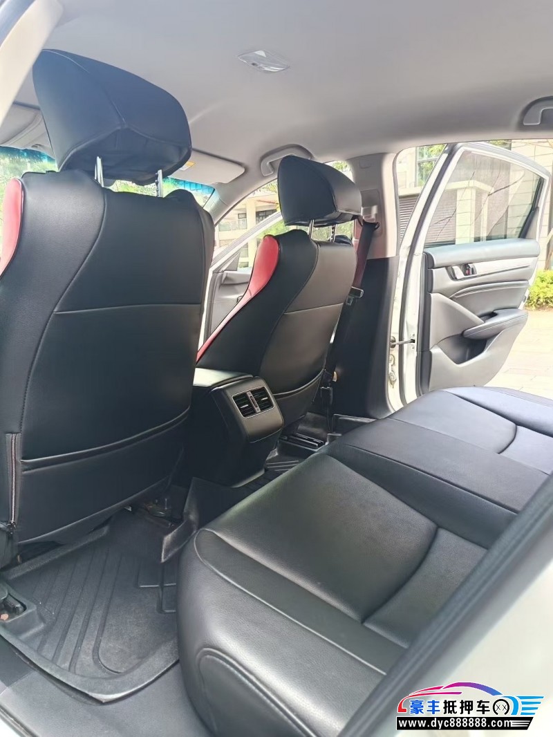 20年本田雅阁轿车抵押车出售