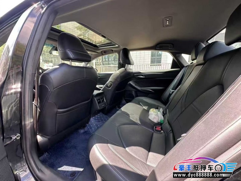 19年丰田亚洲龙轿车抵押车出售