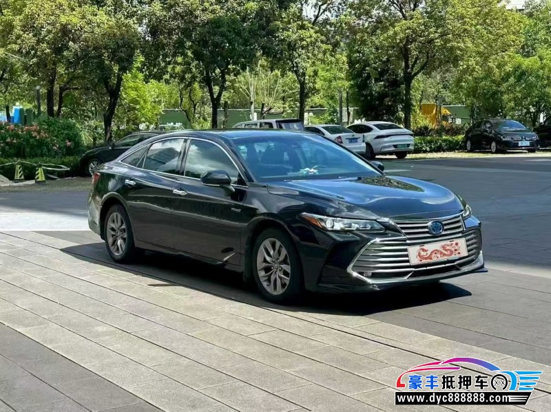 19年丰田亚洲龙轿车抵押车出售