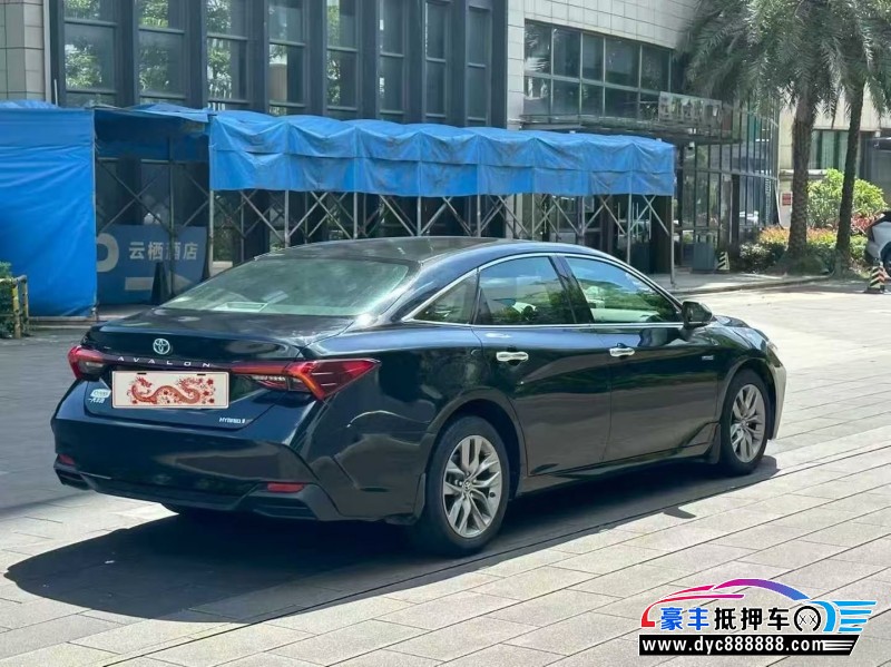 19年丰田亚洲龙轿车抵押车出售