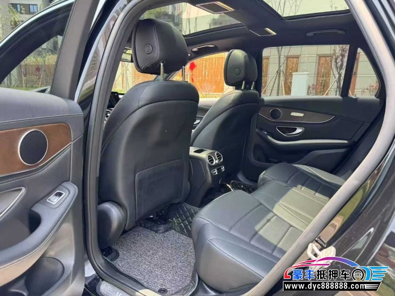 20年奔驰GLCSUV抵押车出售