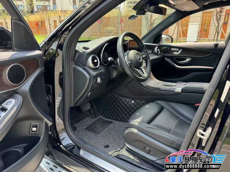 20年奔驰GLCSUV抵押车出售