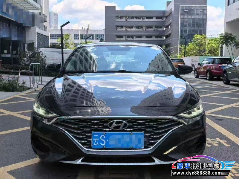 20年现代菲斯塔轿车抵押车出售