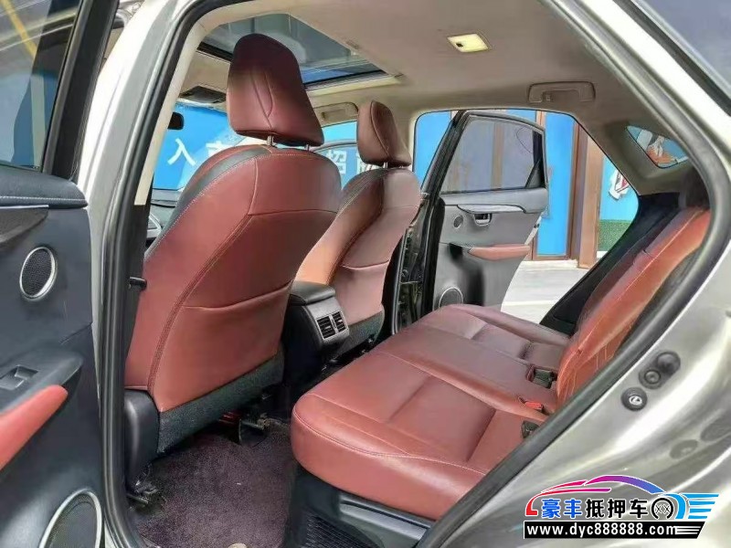 17年雷克萨斯NX轿车抵押车出售