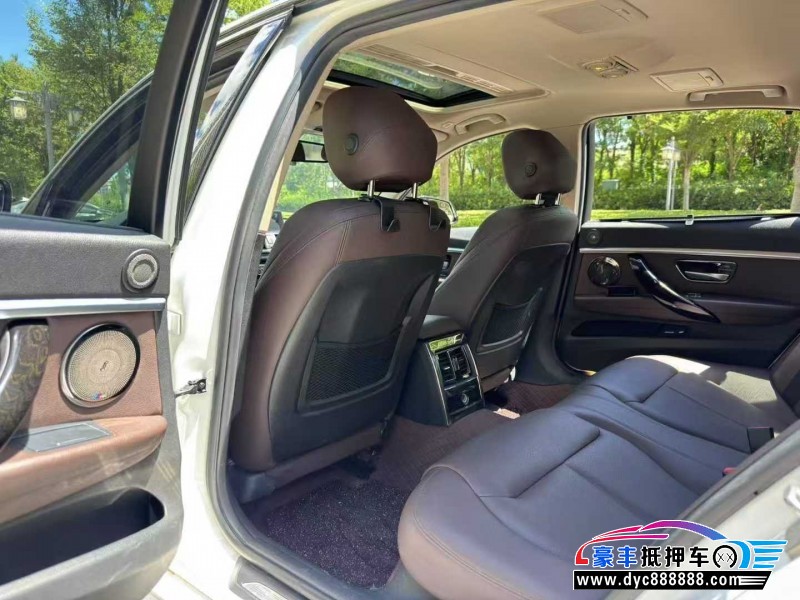 18年宝马3系轿车抵押车出售