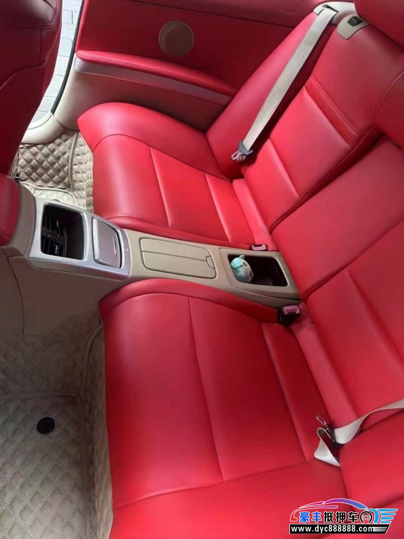 12年宝马3系轿车抵押车出售