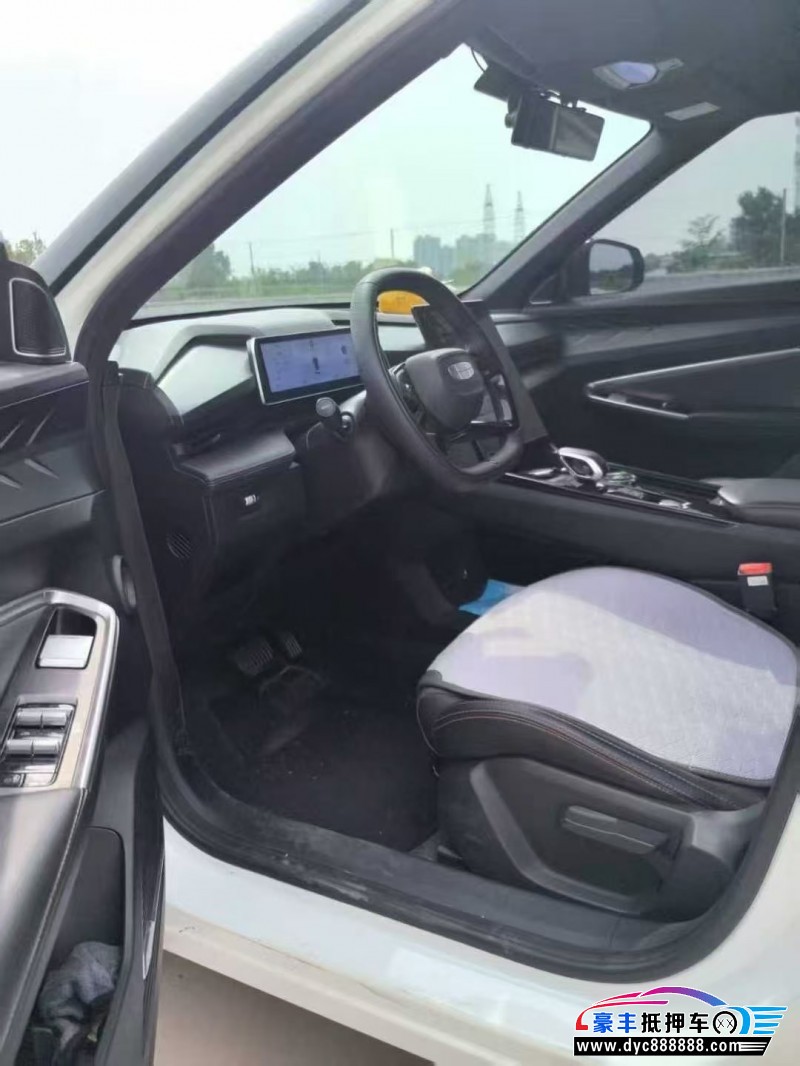 23年吉利博越轿车抵押车出售