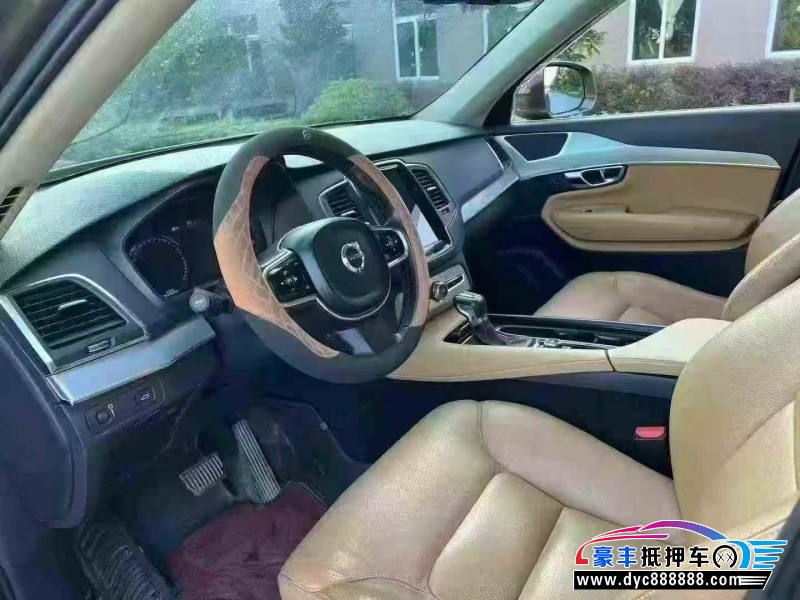 16年沃尔沃XC90轿车抵押车出售
