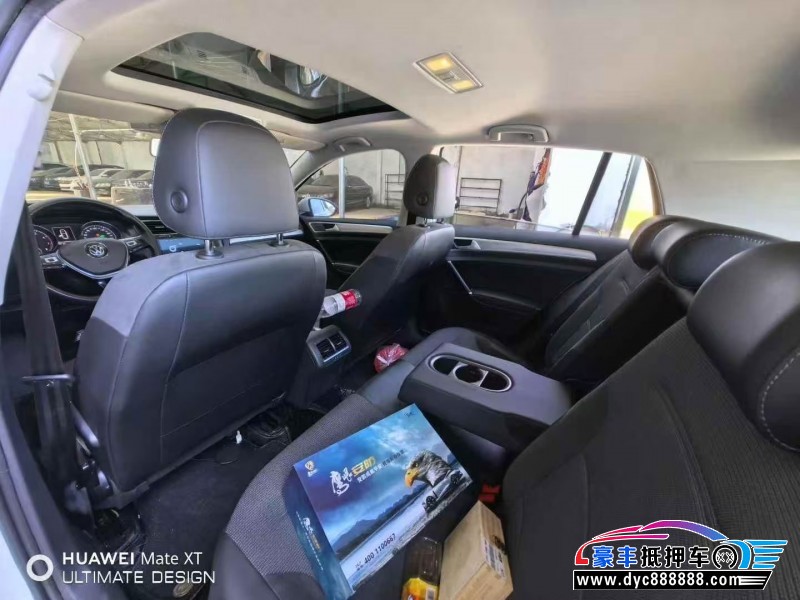 18年大众高尔夫轿车抵押车出售