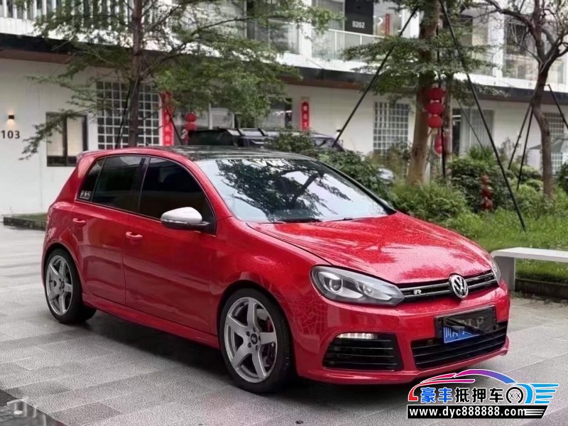 13年大众高尔夫轿车抵押车出售