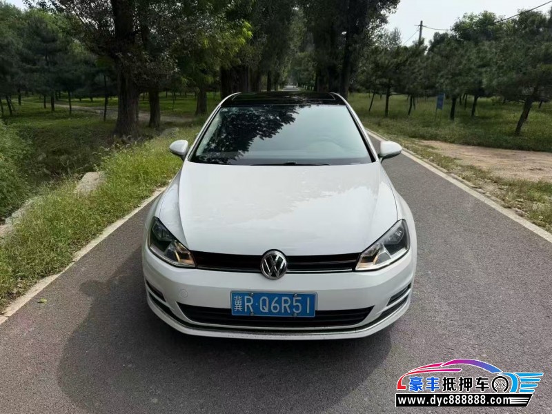 16年大众高尔夫轿车抵押车出售