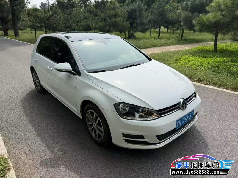 16年大众高尔夫轿车抵押车出售