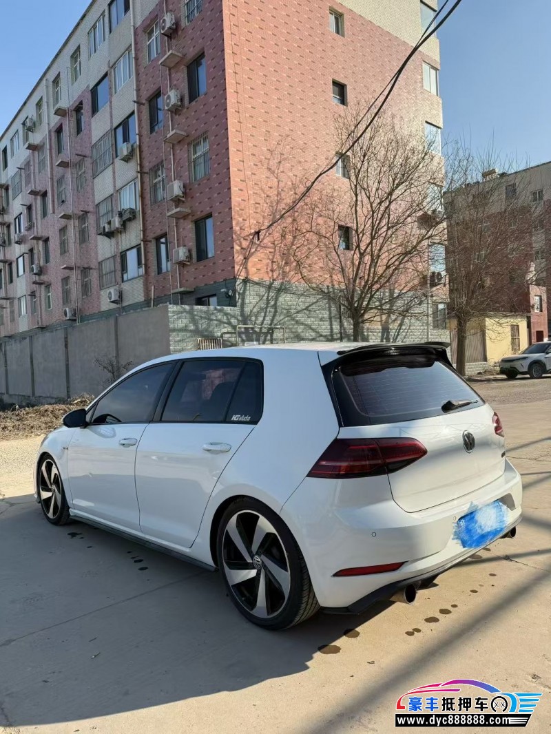 18年大众高尔夫轿车抵押车出售