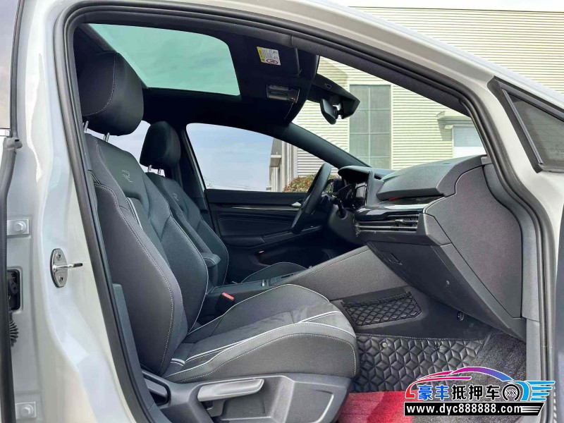 24年大众高尔夫轿车抵押车出售