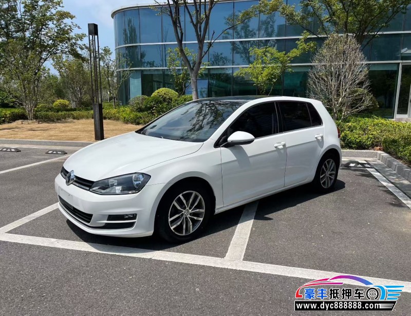 16年大众高尔夫轿车抵押车出售