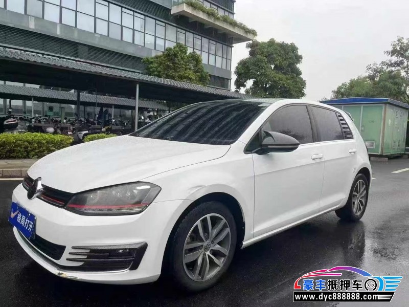 16年大众高尔夫轿车抵押车出售