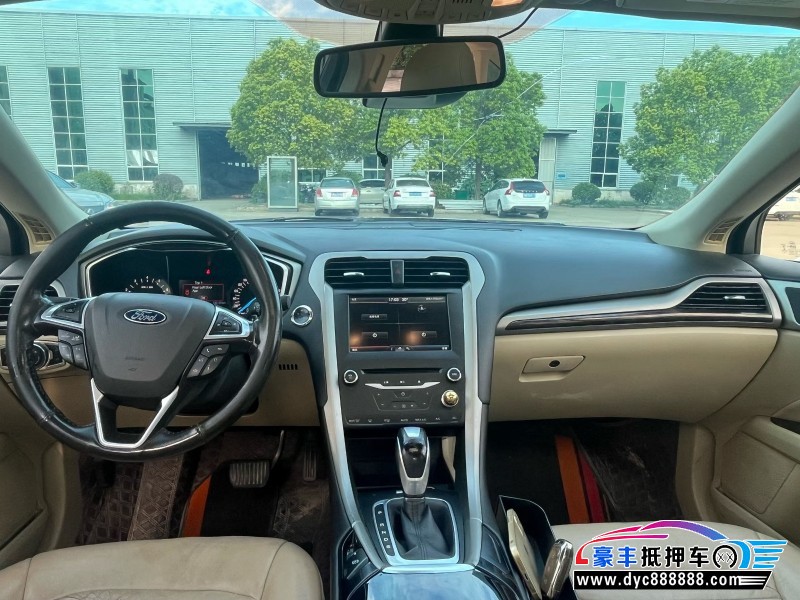 14年福特蒙迪欧轿车抵押车出售