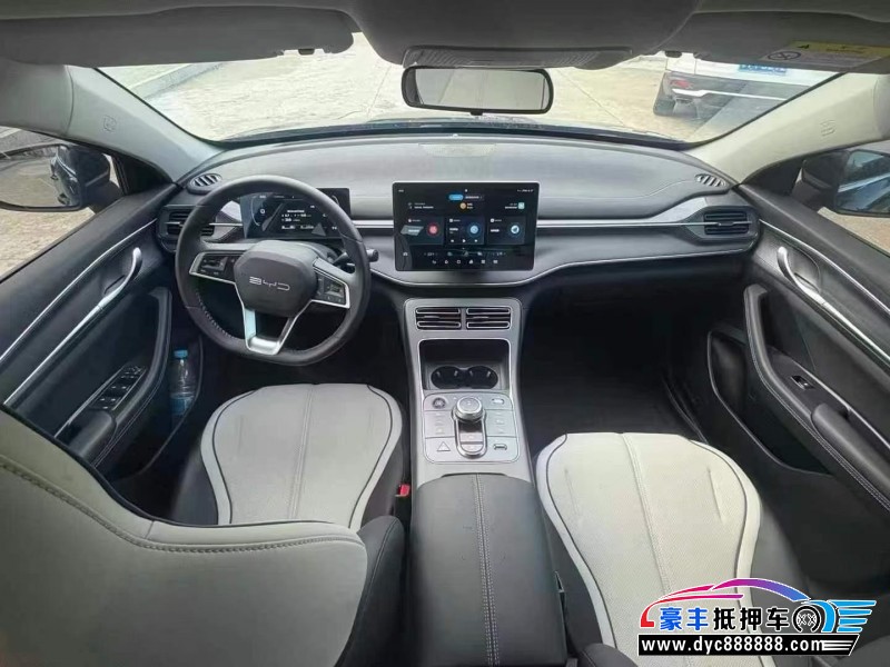 24年比亚迪驱逐舰轿车抵押车出售