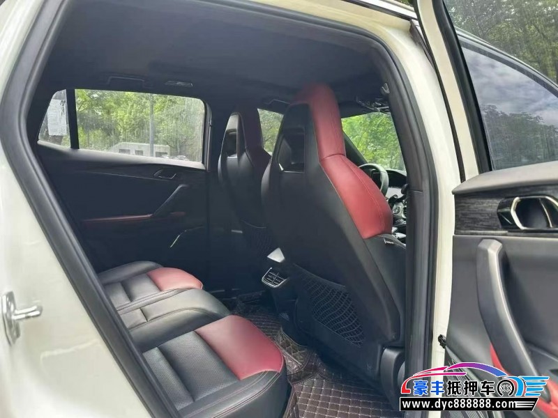 21年领克06轿车抵押车出售