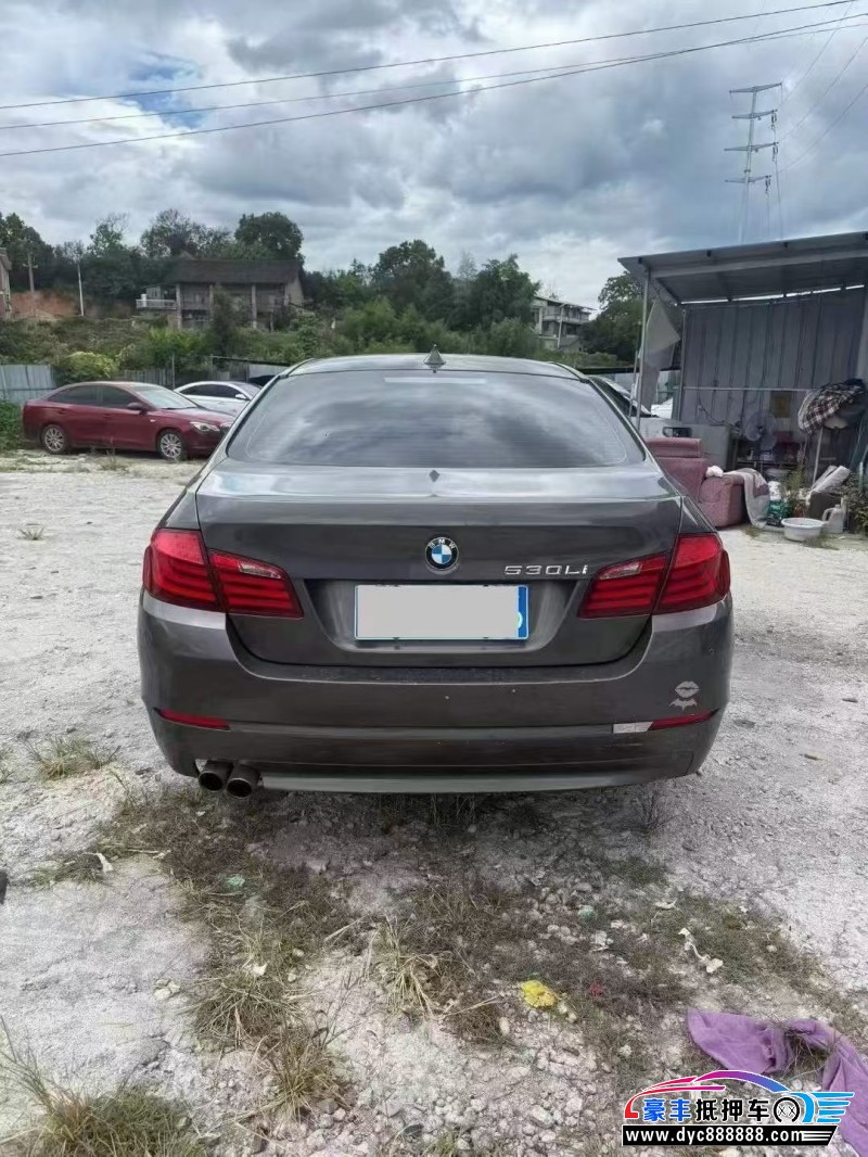 13年宝马5系轿车抵押车出售