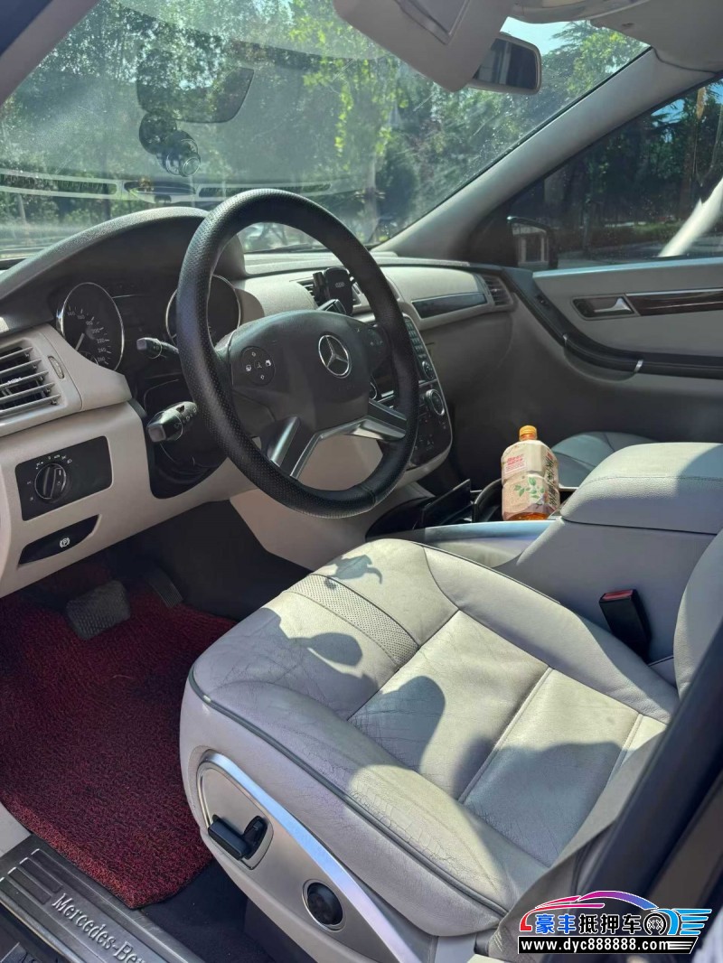 12年奔驰RSUV抵押车出售