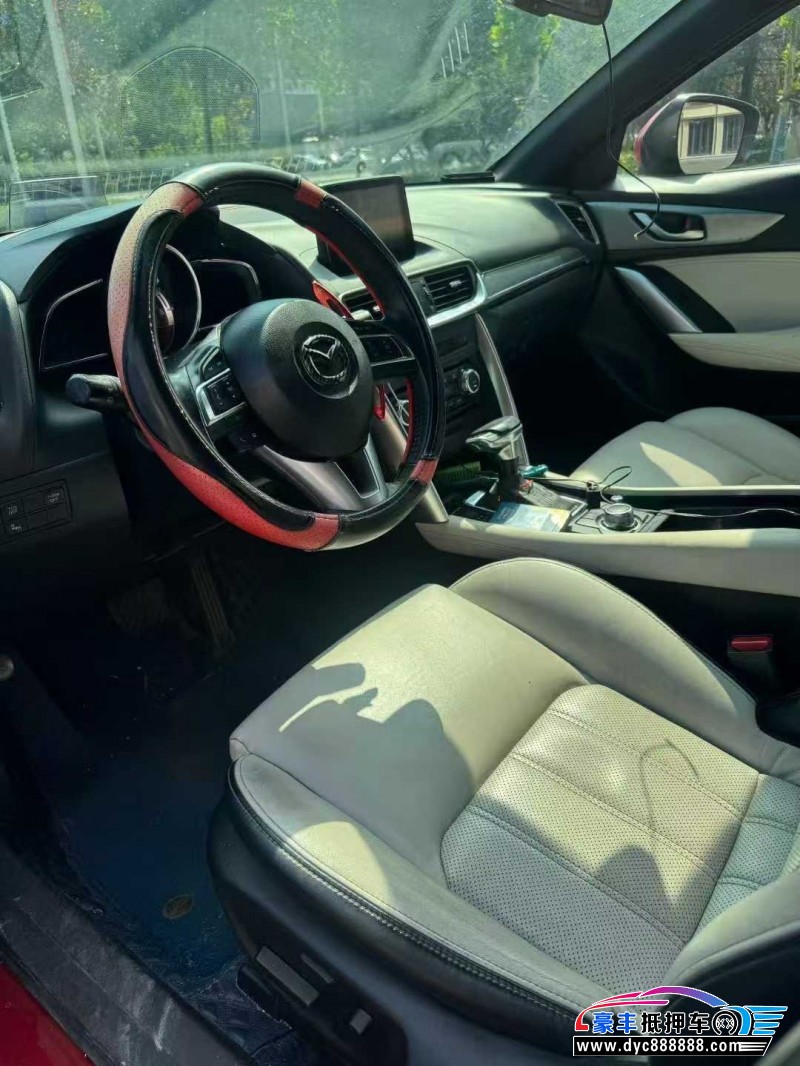 17年马自达CX-4轿车抵押车出售