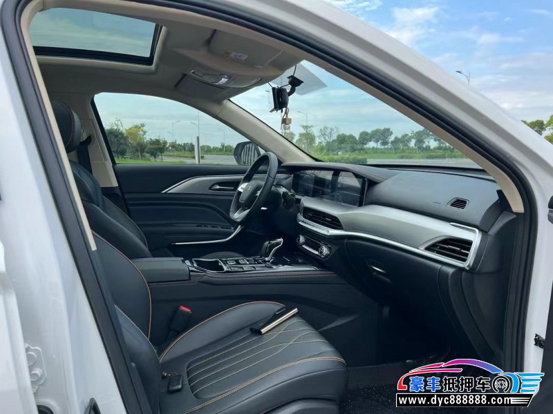 24年奔腾T77轿车抵押车出售