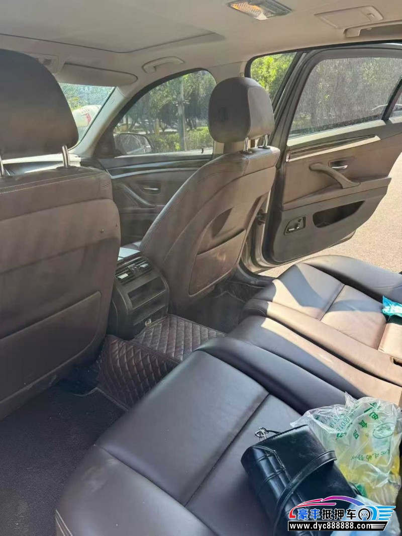 15年宝马5系轿车抵押车出售