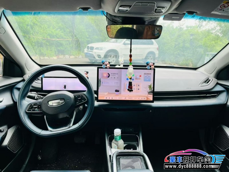 24年吉利几何轿车抵押车出售