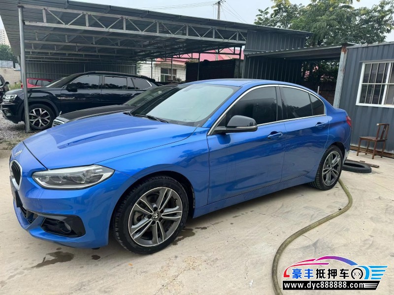 17年宝马1系轿车抵押车出售