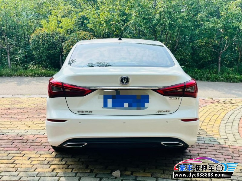 19年长安逸动轿车抵押车出售