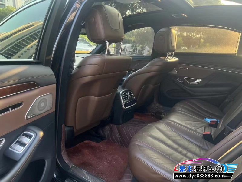 17年奔驰S轿车抵押车出售