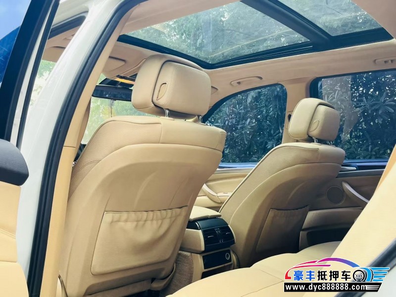 13年宝马X5轿车抵押车出售