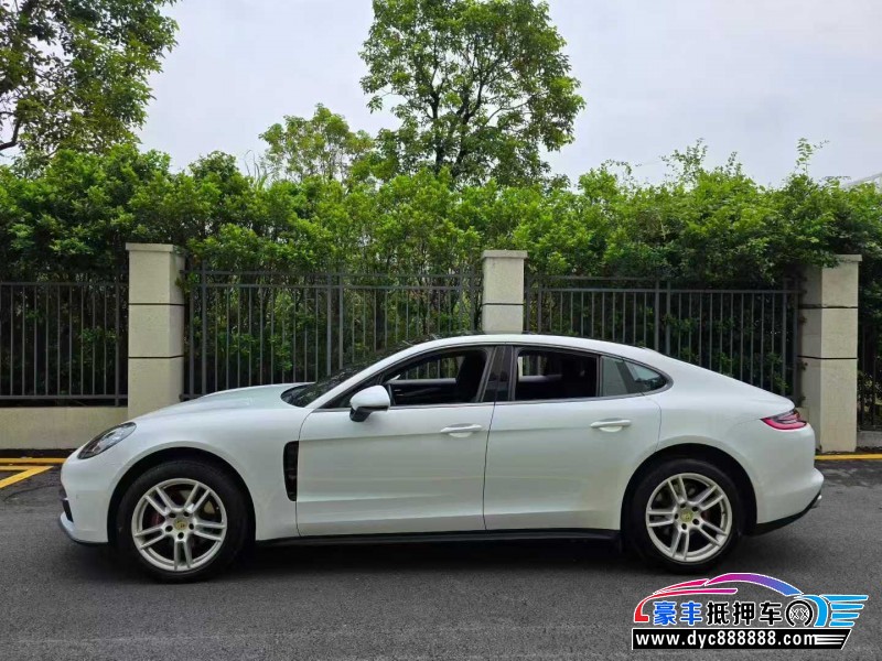 18年保时捷帕纳梅拉轿车抵押车出售