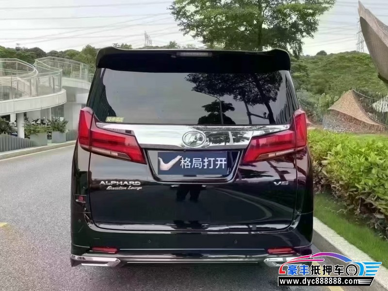 19年丰田埃尔法轿车抵押车出售