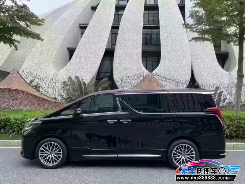 19年丰田埃尔法轿车抵押车出售