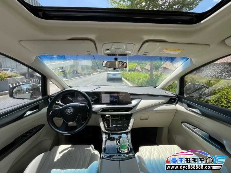 24年别克GL8轿车抵押车出售