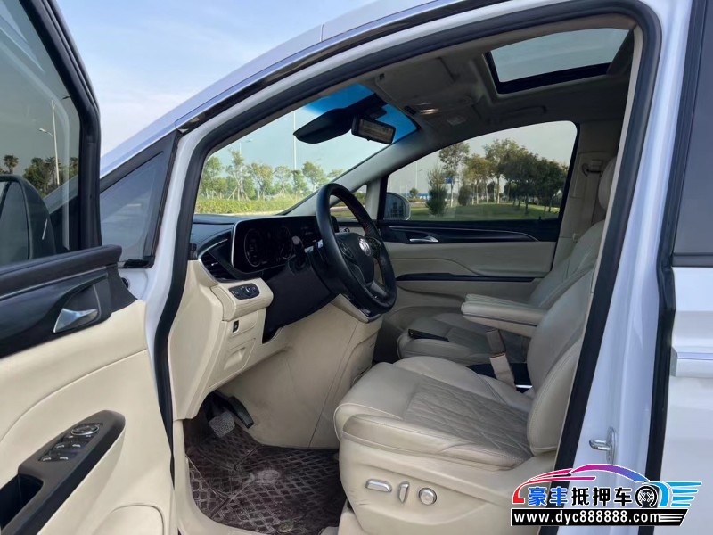 21年别克GL8轿车抵押车出售