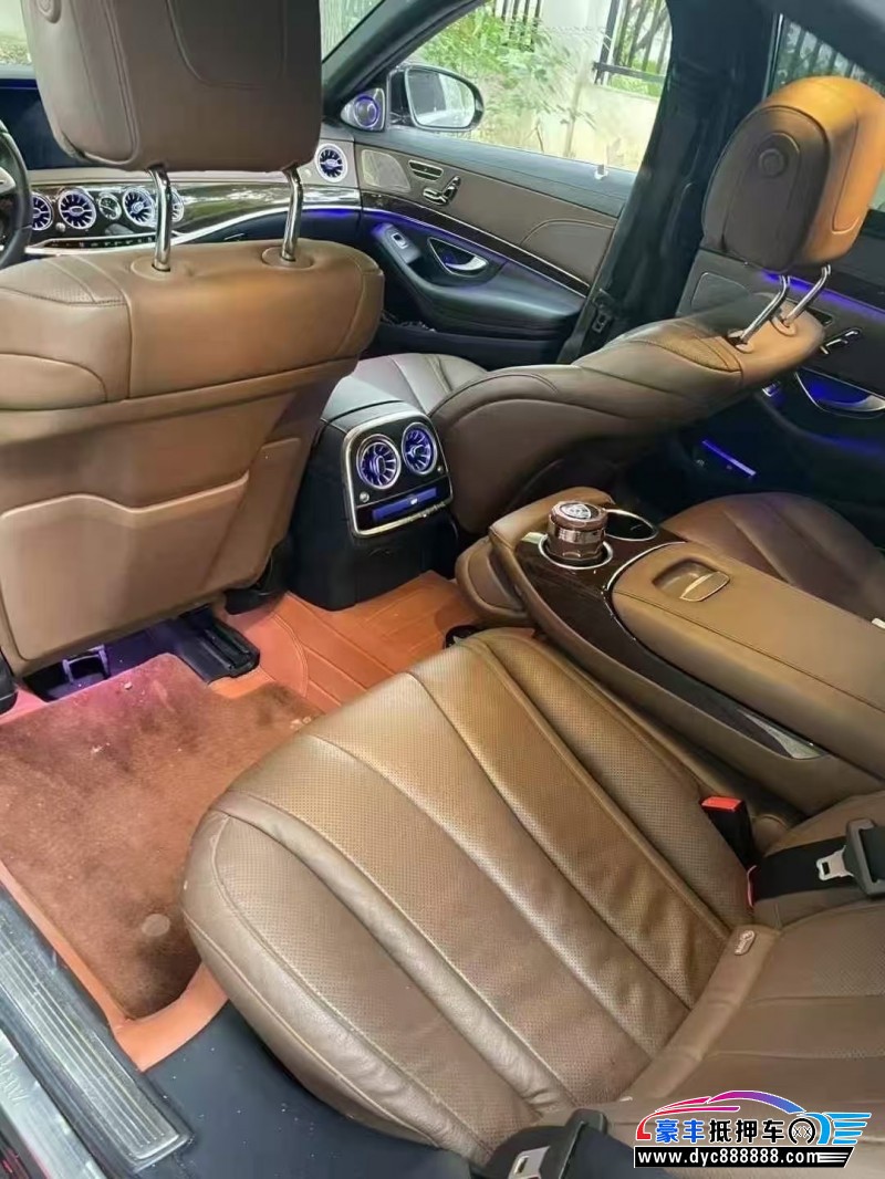 20年奔驰S轿车抵押车出售