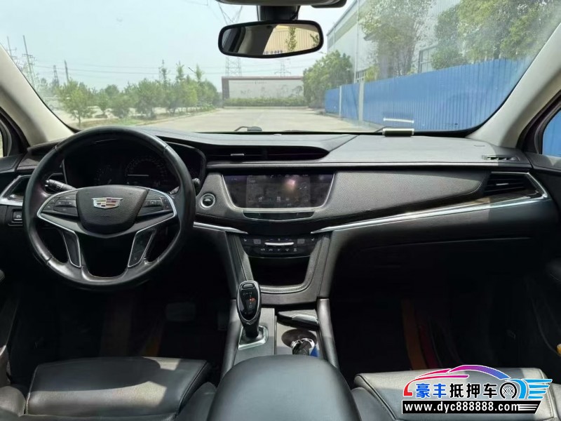 17年凯迪拉克XT5轿车抵押车出售