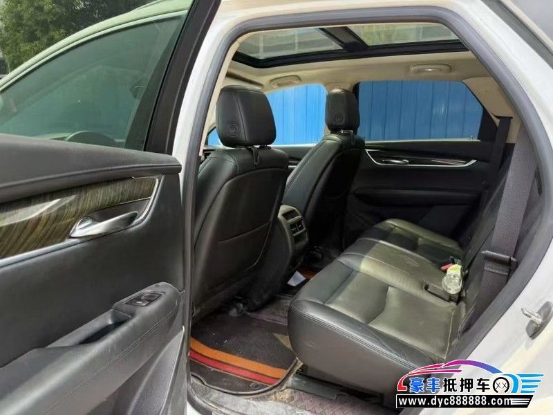 17年凯迪拉克XT5轿车抵押车出售