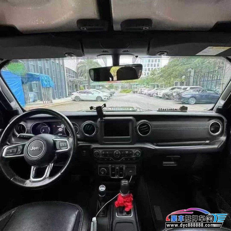 20年Jeep牧马人轿车抵押车出售