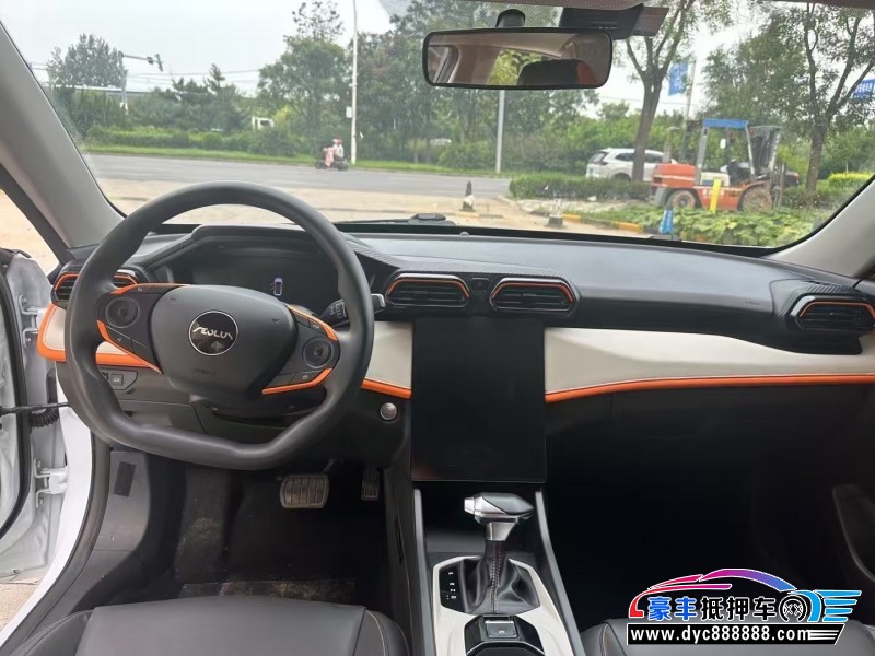 23年东风风神奕炫轿车抵押车出售