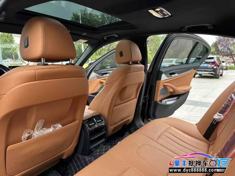 21年宝马5系轿车抵押车出售