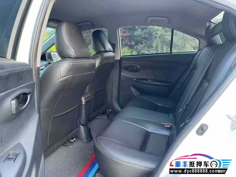 17年丰田威驰轿车抵押车出售