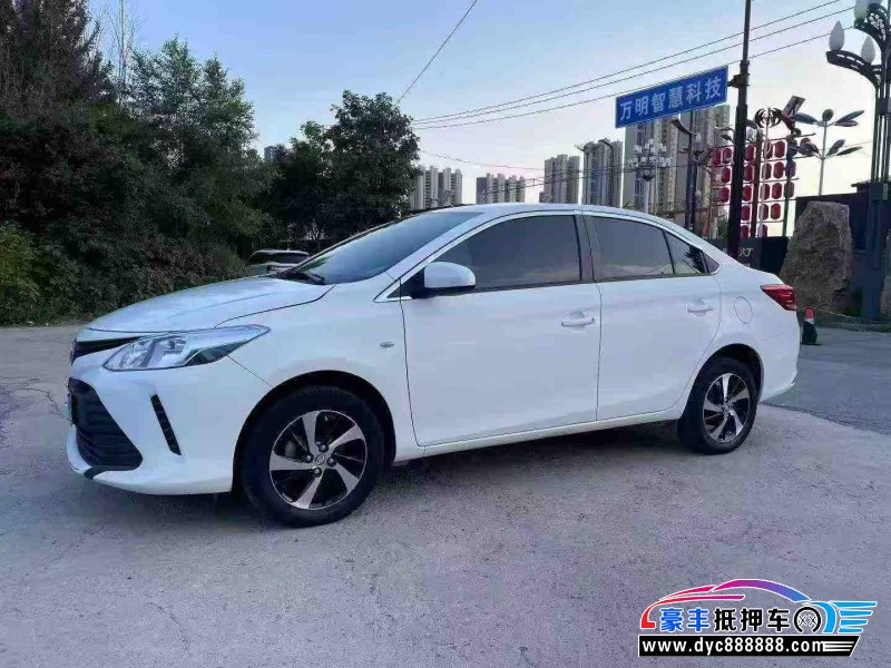 17年丰田威驰轿车抵押车出售